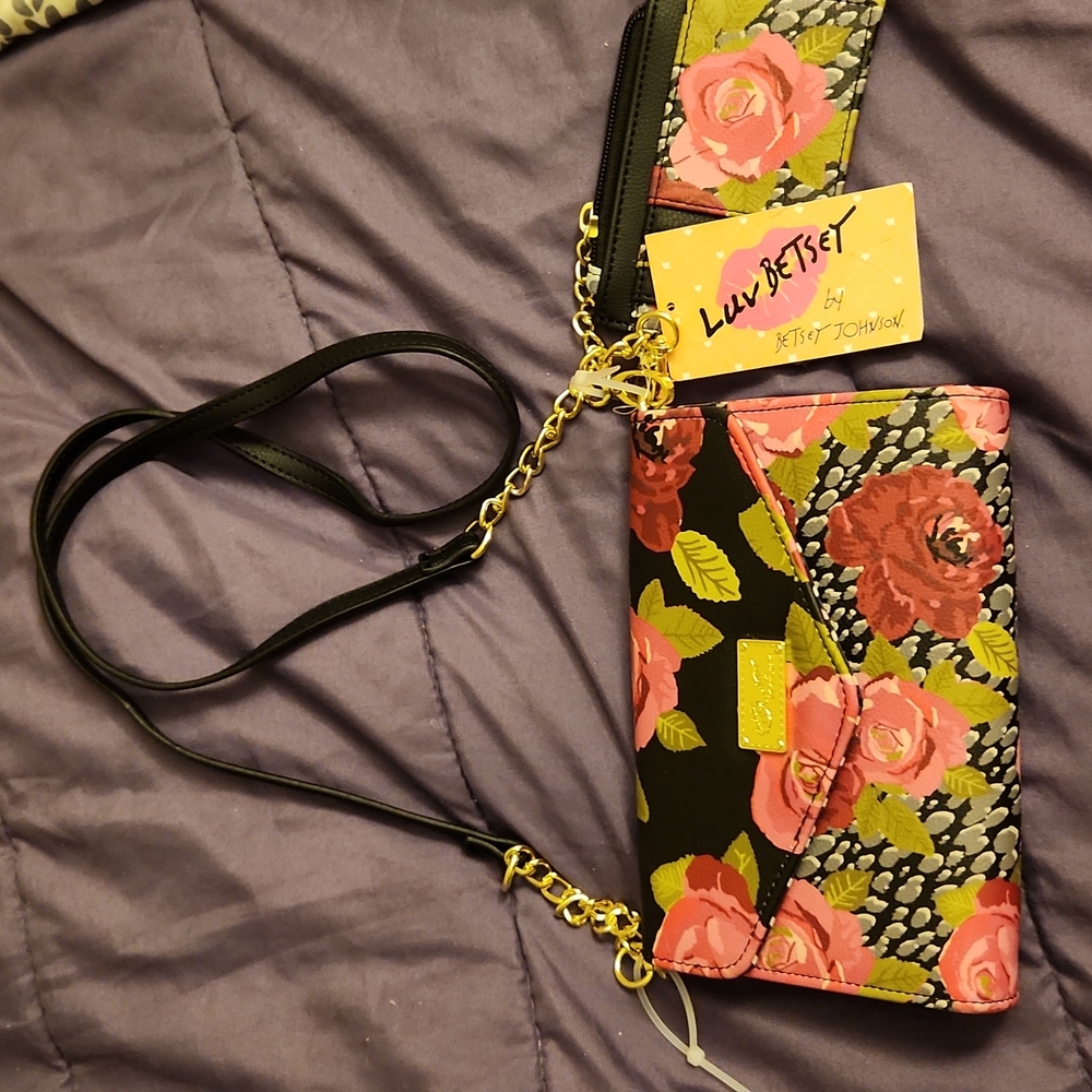 SALE!!! Today ONLY !!!Luv By Betsey Johnson LBFancy Floral